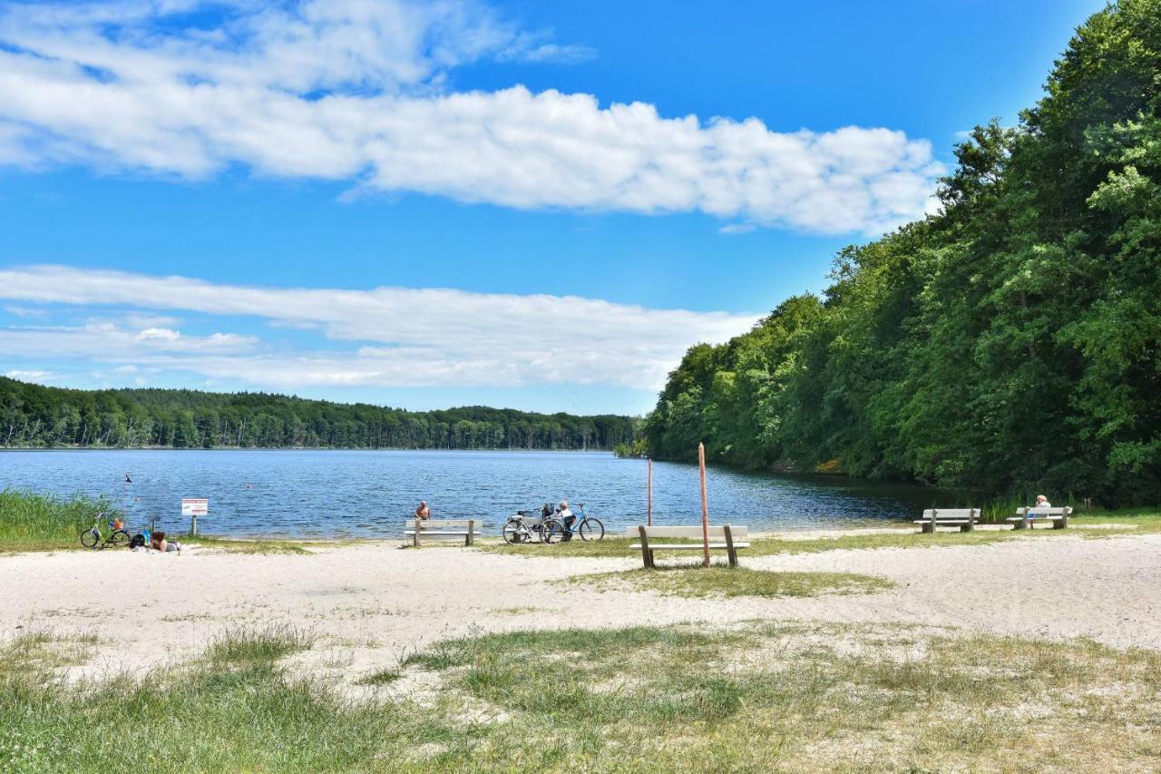 Villa Kaja Wohnung Ostseestrand コルスヴァント エクステリア 写真
